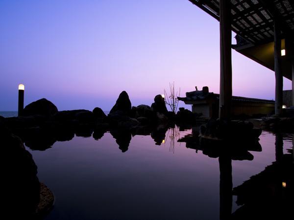 Hôtel The Beach Kurotake à Tokoname Extérieur photo